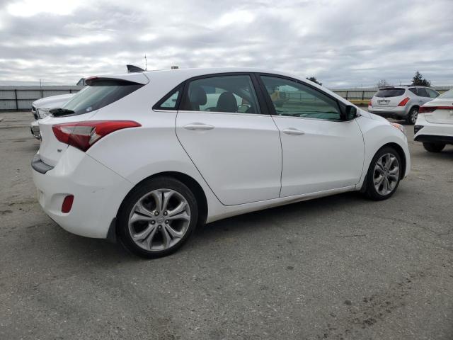 HYUNDAI ELANTRA GT 2013 white  gas KMHD35LE3DU120690 photo #4