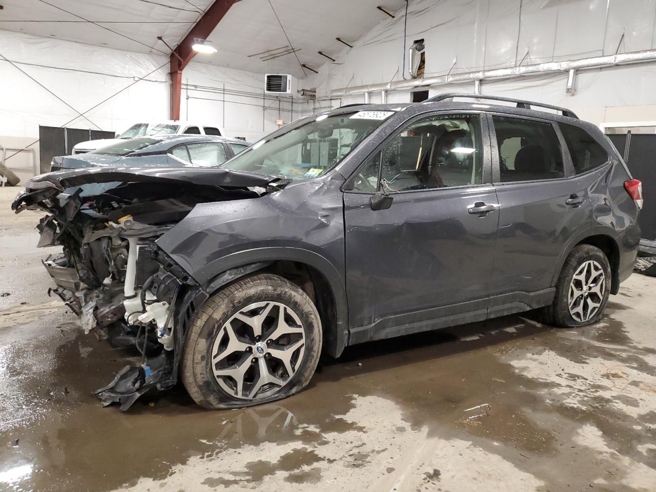 SUBARU FORESTER PREMIUM