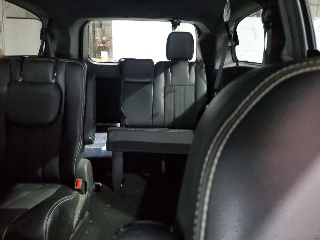 2015 CHRYSLER TOWN & COU - 2C4RC1HG2FR583983