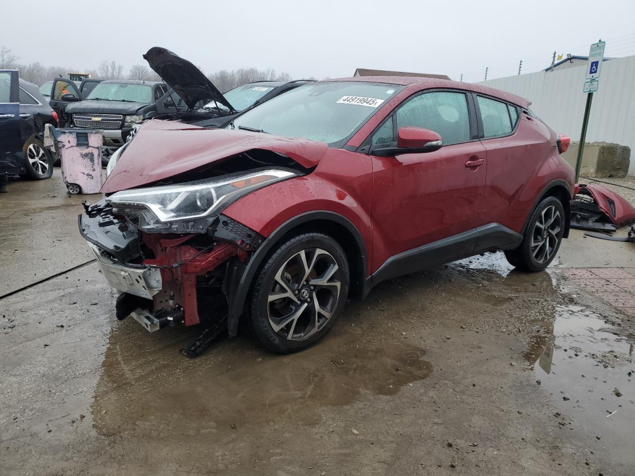 TOYOTA C-HR XLE