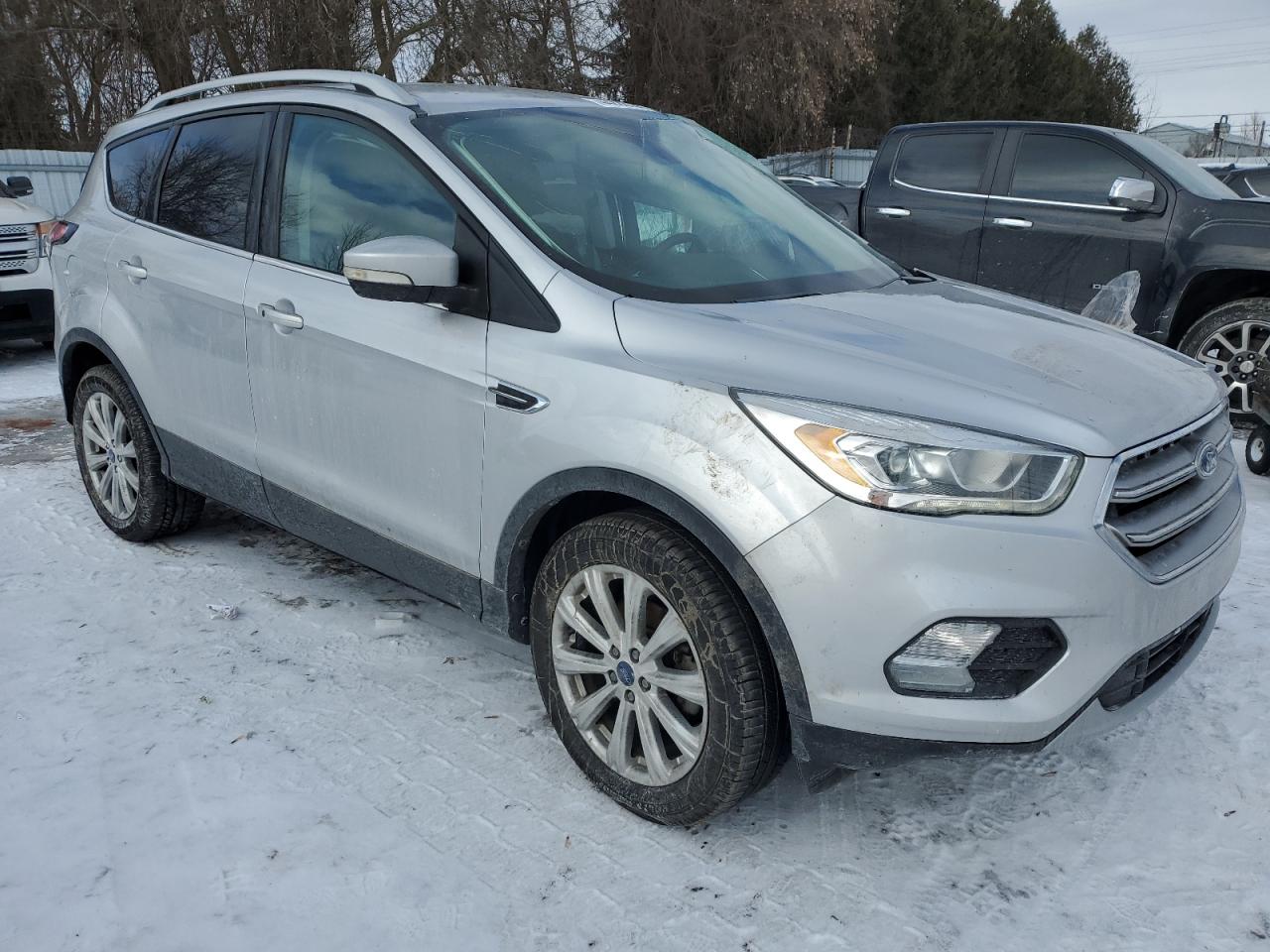 FORD ESCAPE TITANIUM