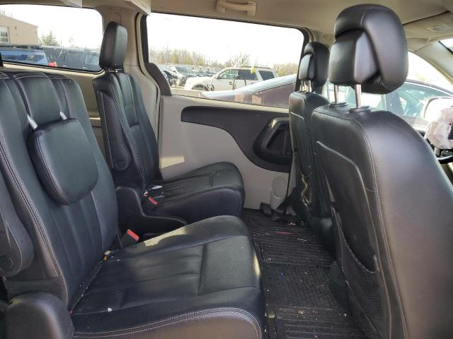 2016 CHRYSLER TOWN & COU 2C4RC1BG5GR198959