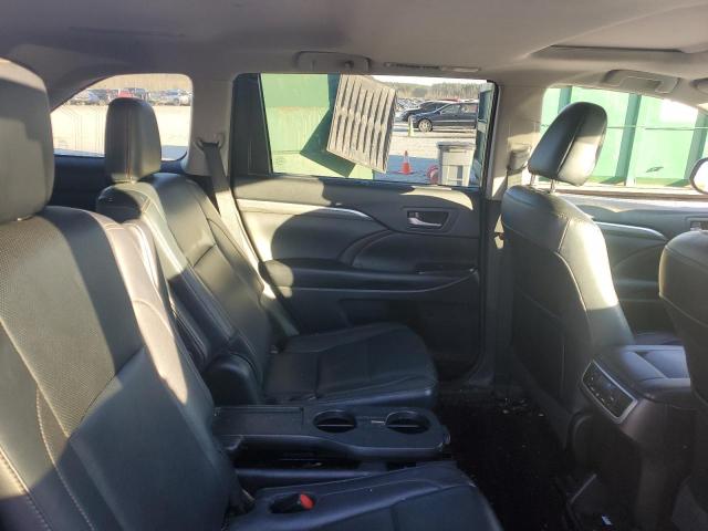 2018 TOYOTA HIGHLANDER - 5TDDZRFH8JS815974