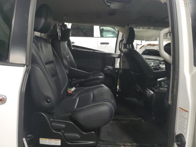 2019 TOYOTA SIENNA SE 5TDXZ3DC3KS979491