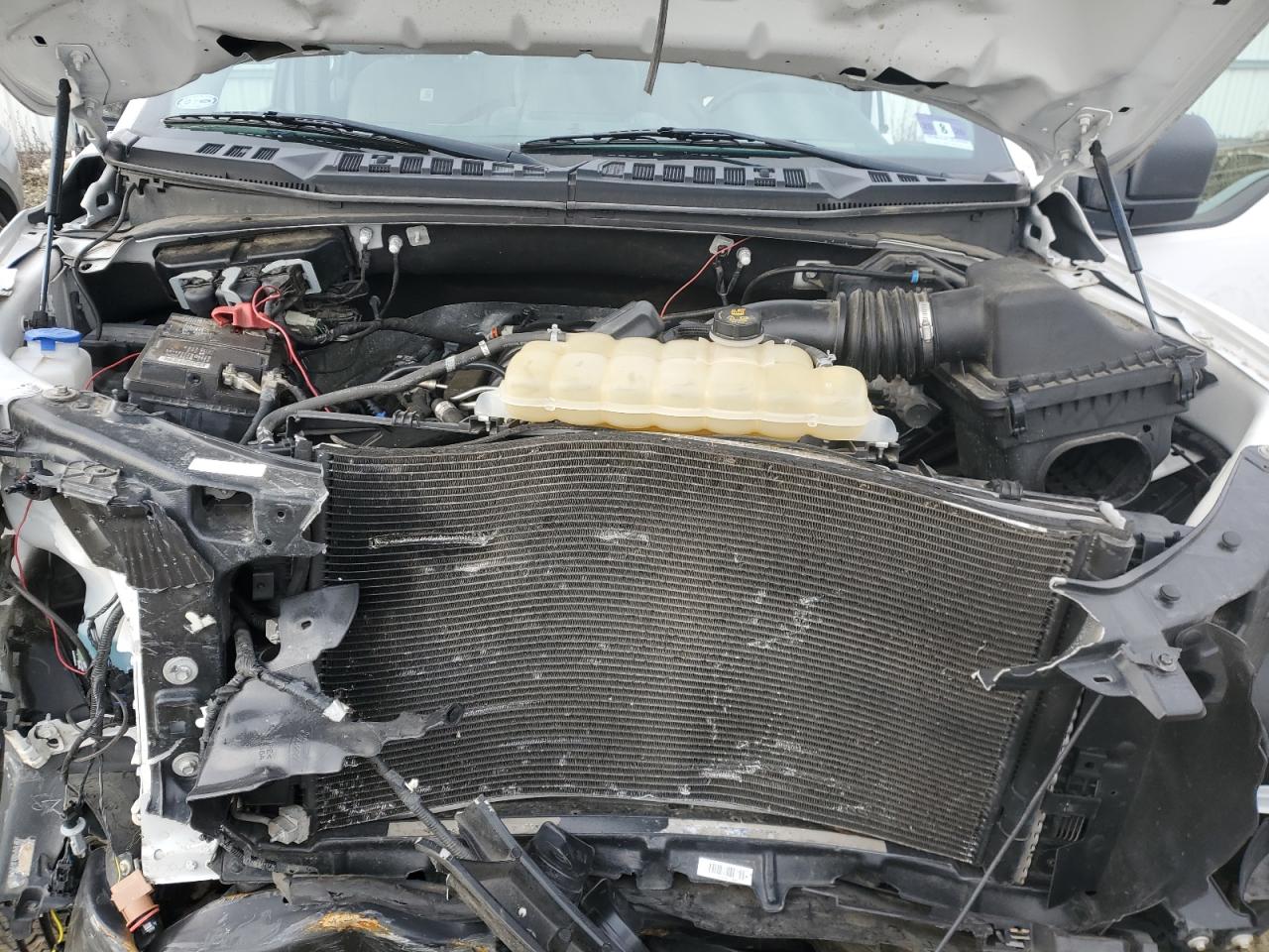 FORD F-150 SUPER CAB