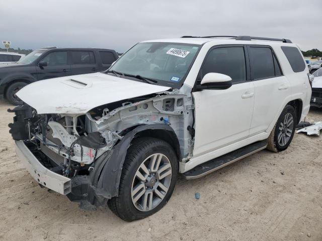 TOYOTA 4RUNNER TR