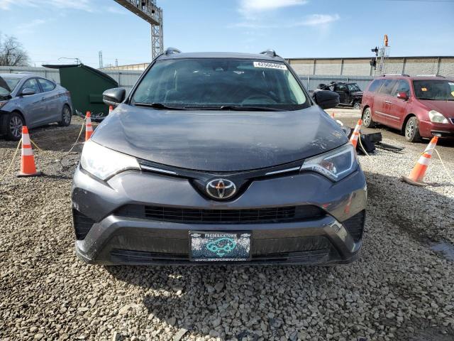 2017 TOYOTA RAV4 LE JTMZFREV8HJ125767