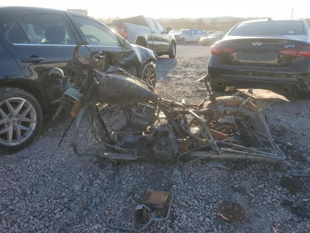2010 HARLEY-DAVIDSON FLHTCU 1HD1FC418AB623748