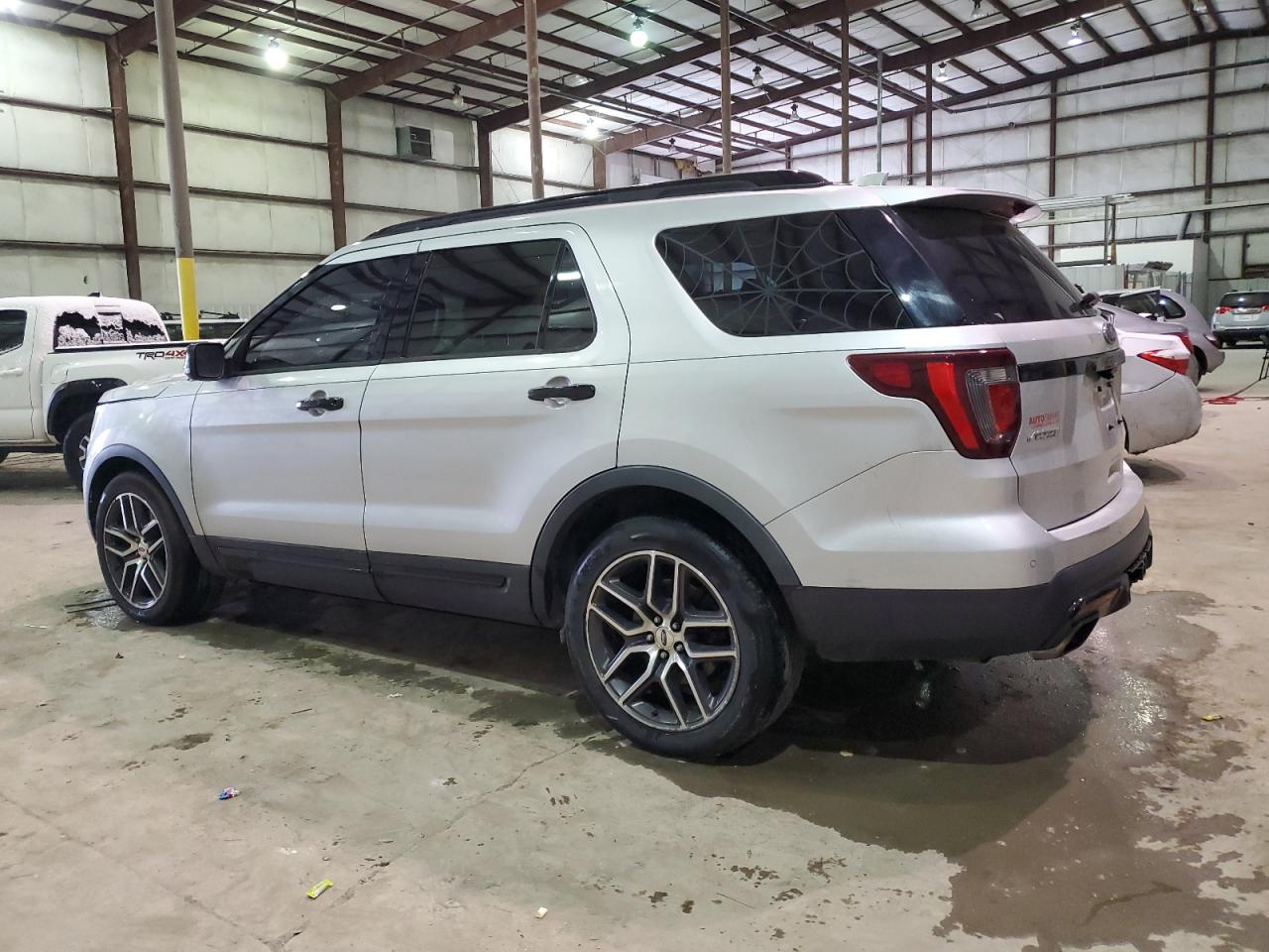 FORD EXPLORER SPORT