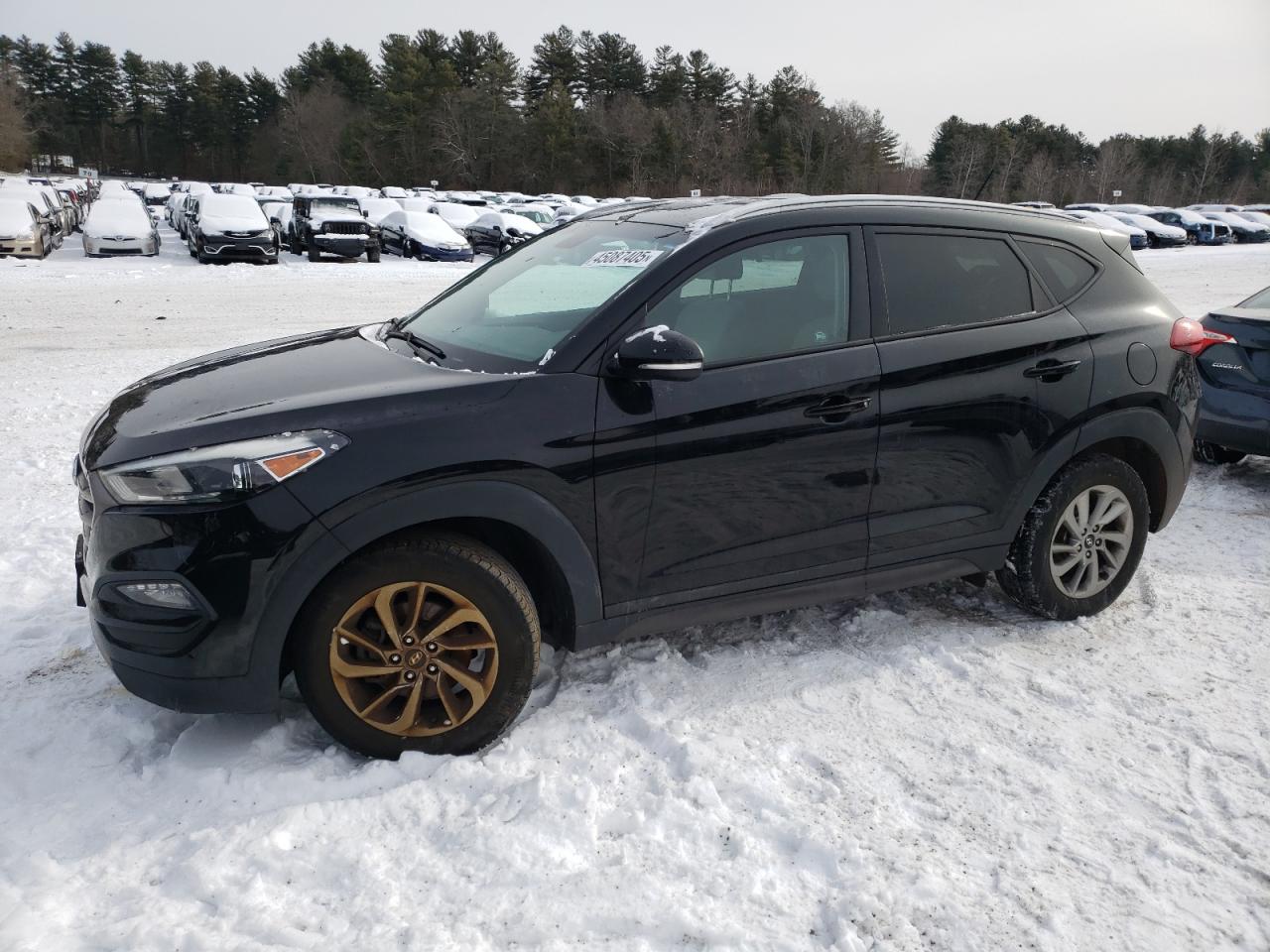  Salvage Hyundai TUCSON