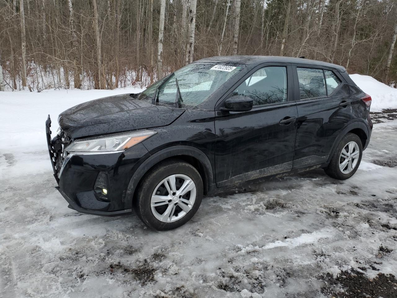 NISSAN KICKS S