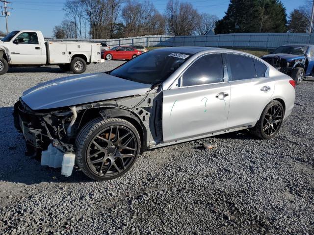 INFINITI Q50 PREMIU