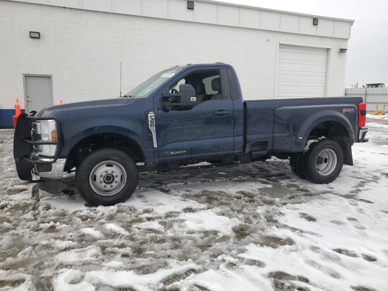 FORD F-350 SUPER DUTY