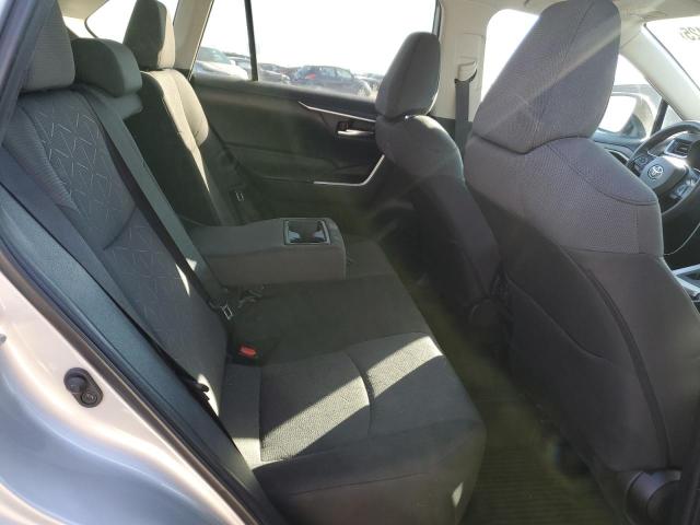 2021 TOYOTA RAV4 XLE 2T3P1RFV3MW158398
