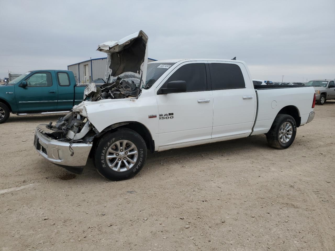 RAM 1500 SLT