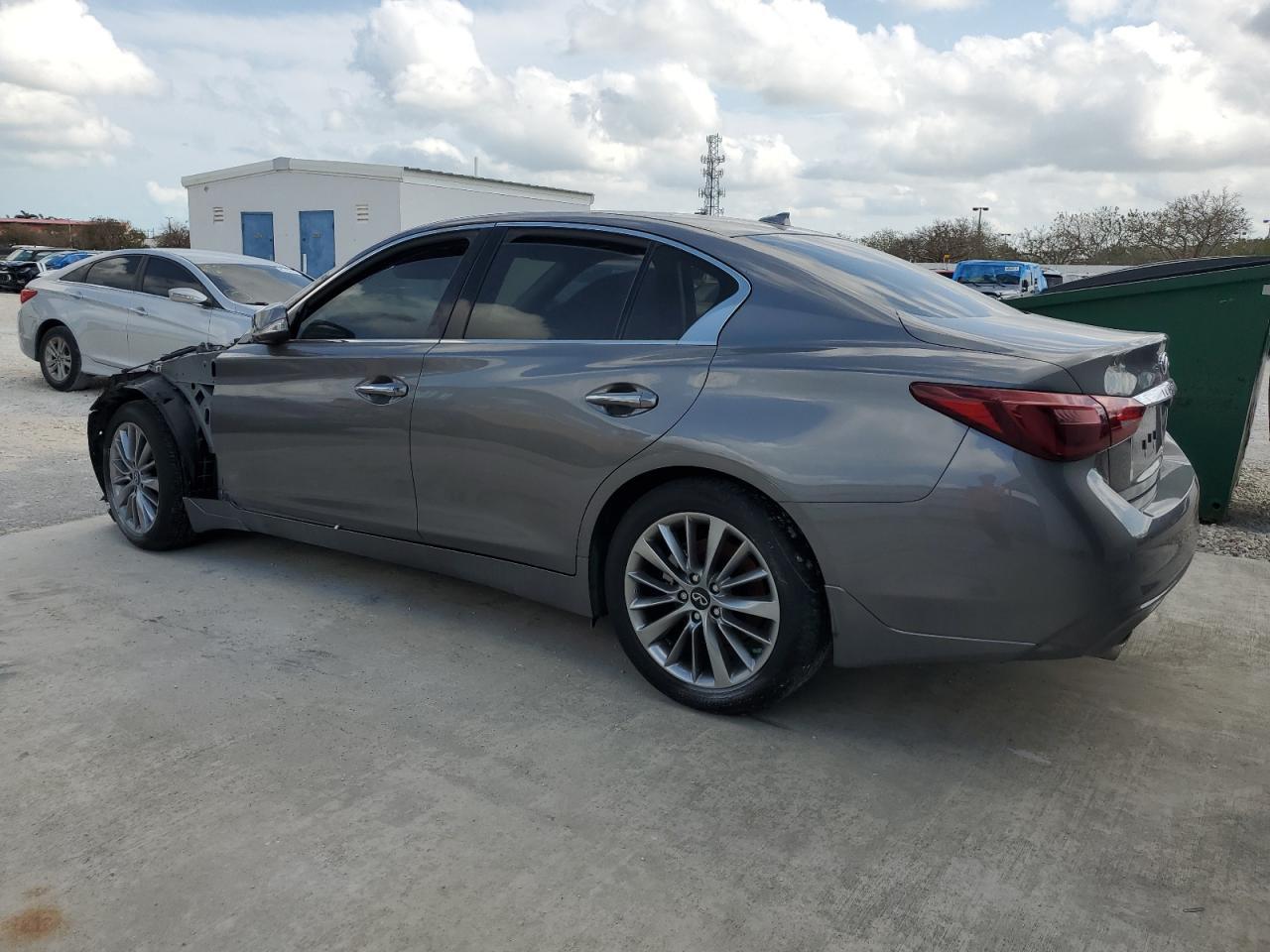 INFINITI Q50 2023