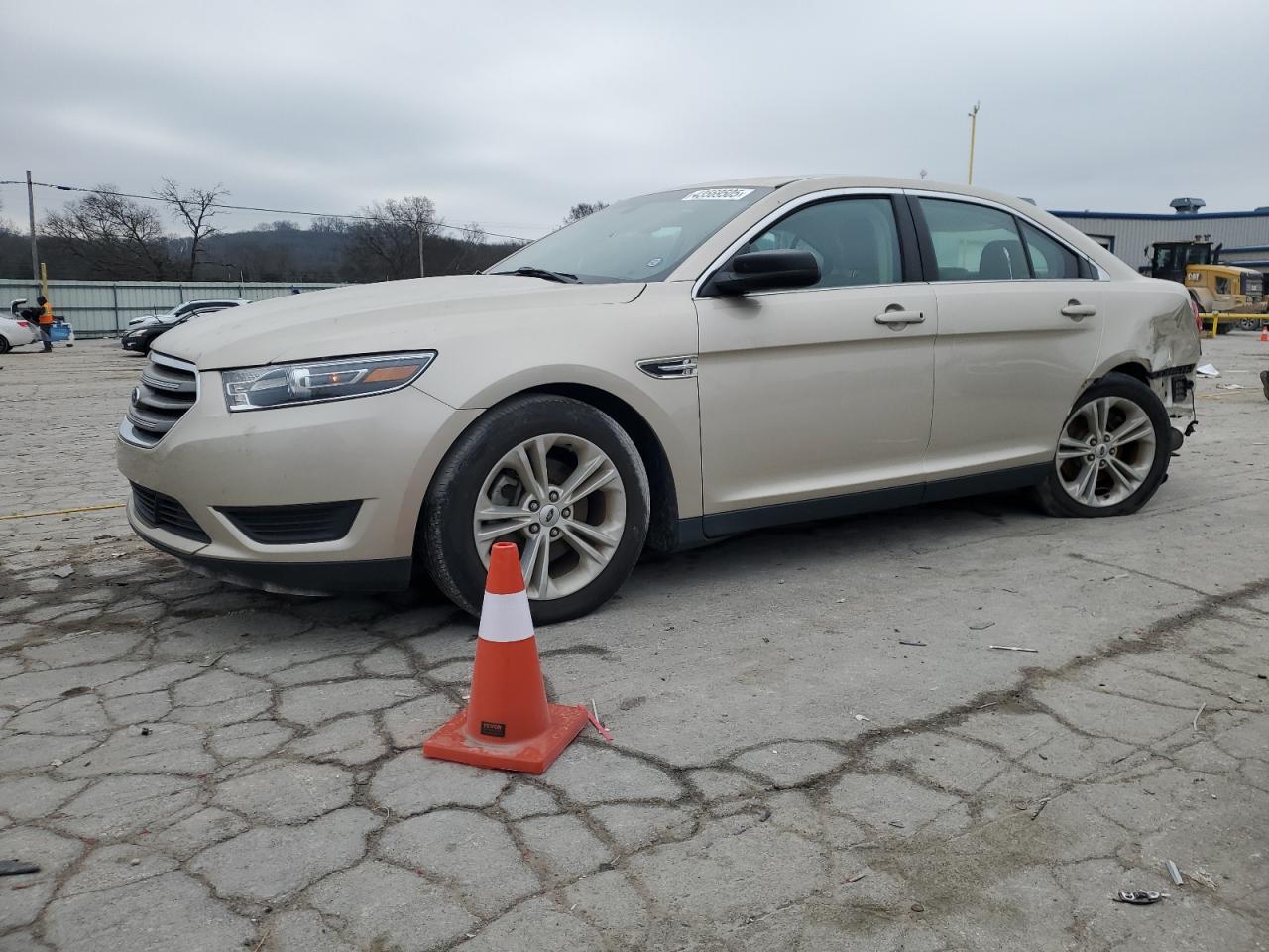 1FAHP2D84JG102877 FORD TAURUS SE 2018