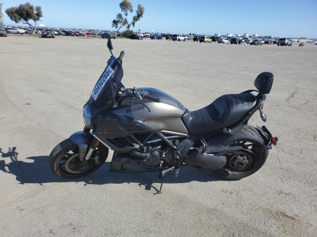2014 DUCATI DIAVEL ZDM13BLW5EB017657