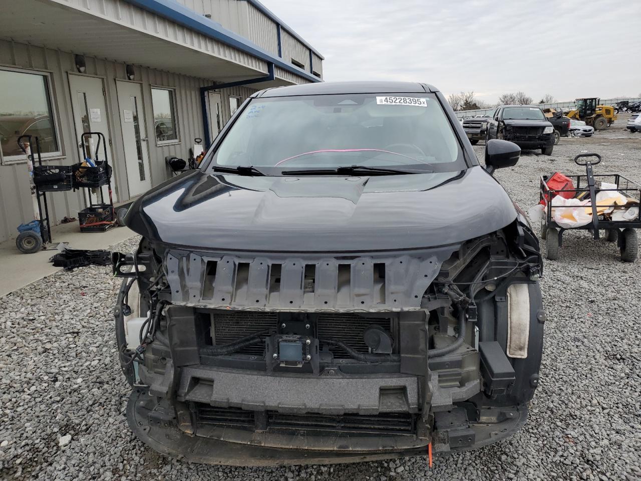 MITSUBISHI OUTLANDER SE