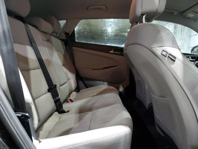 2018 HYUNDAI TUCSON SE KM8J2CA49JU743912