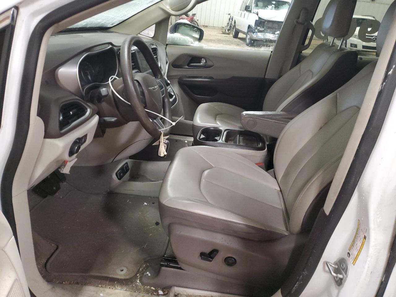 CHRYSLER VOYAGER LXI