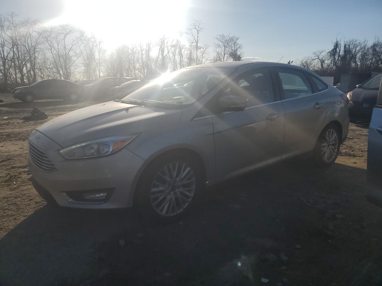 FORD FOCUS TITANIUM