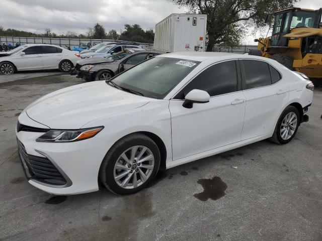 Vin: 4t1c11akxmu561753, lot: 44981715, toyota camry le 2021 img_1