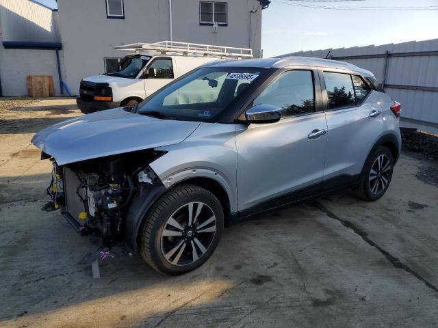 NISSAN KICKS S