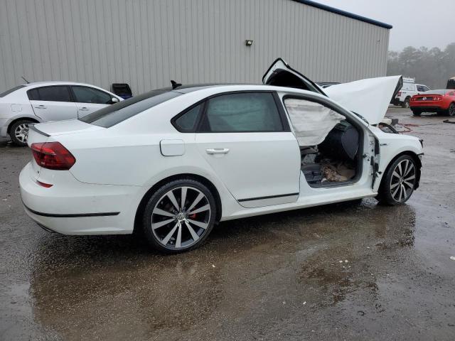2018 VOLKSWAGEN PASSAT GT 1VWJM7A33JC039902