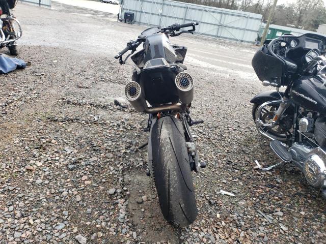 2023 KTM 890 DUKE R VBKTU9408PM849035