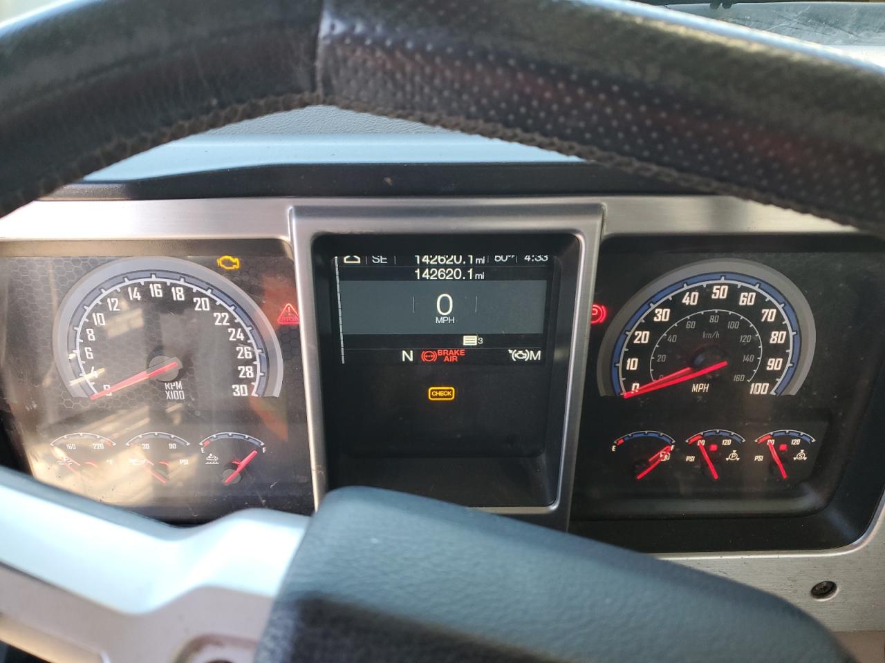 Lot #3259111115 2021 MACK PINNACLE