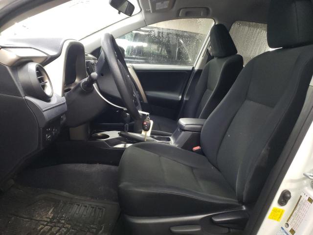 2015 TOYOTA RAV4 LE - JTMBFREV8FJ041575