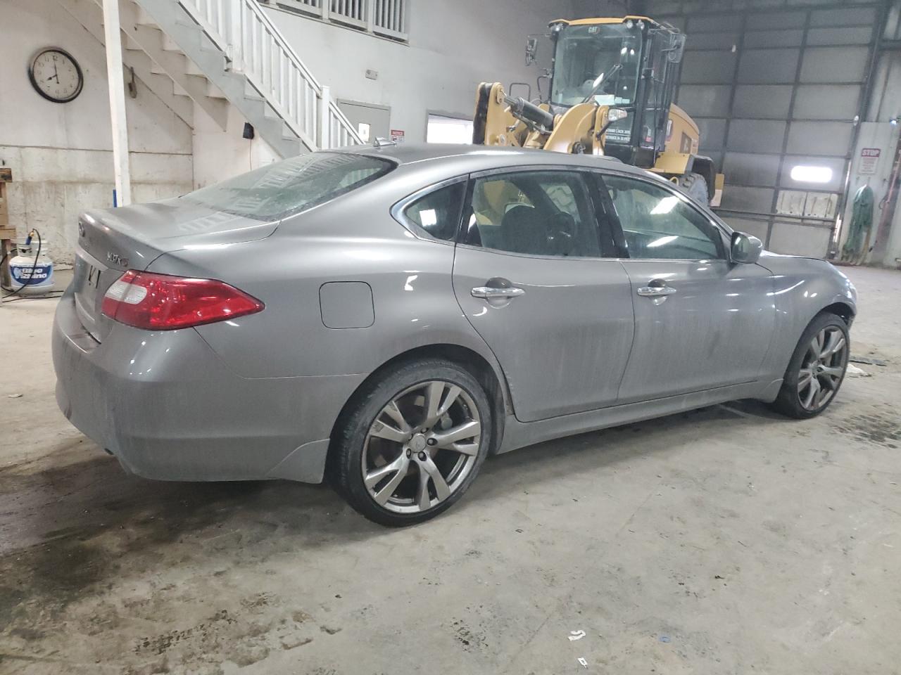 INFINITI M37 X