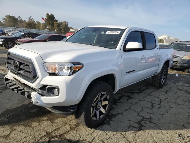 TOYOTA TACOMA DOU