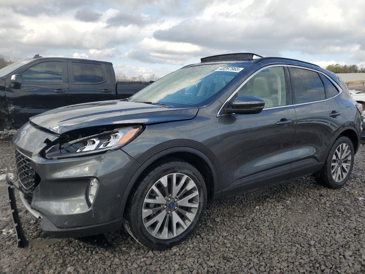 1FMCU9J99LUA92432 FORD ESCAPE TIT 2020