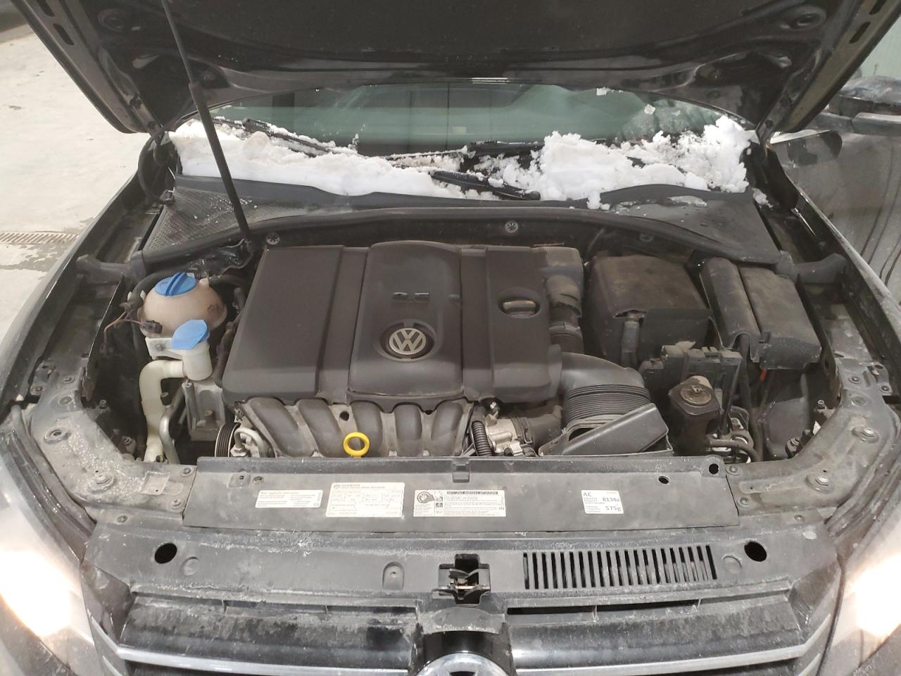 VOLKSWAGEN PASSAT SE