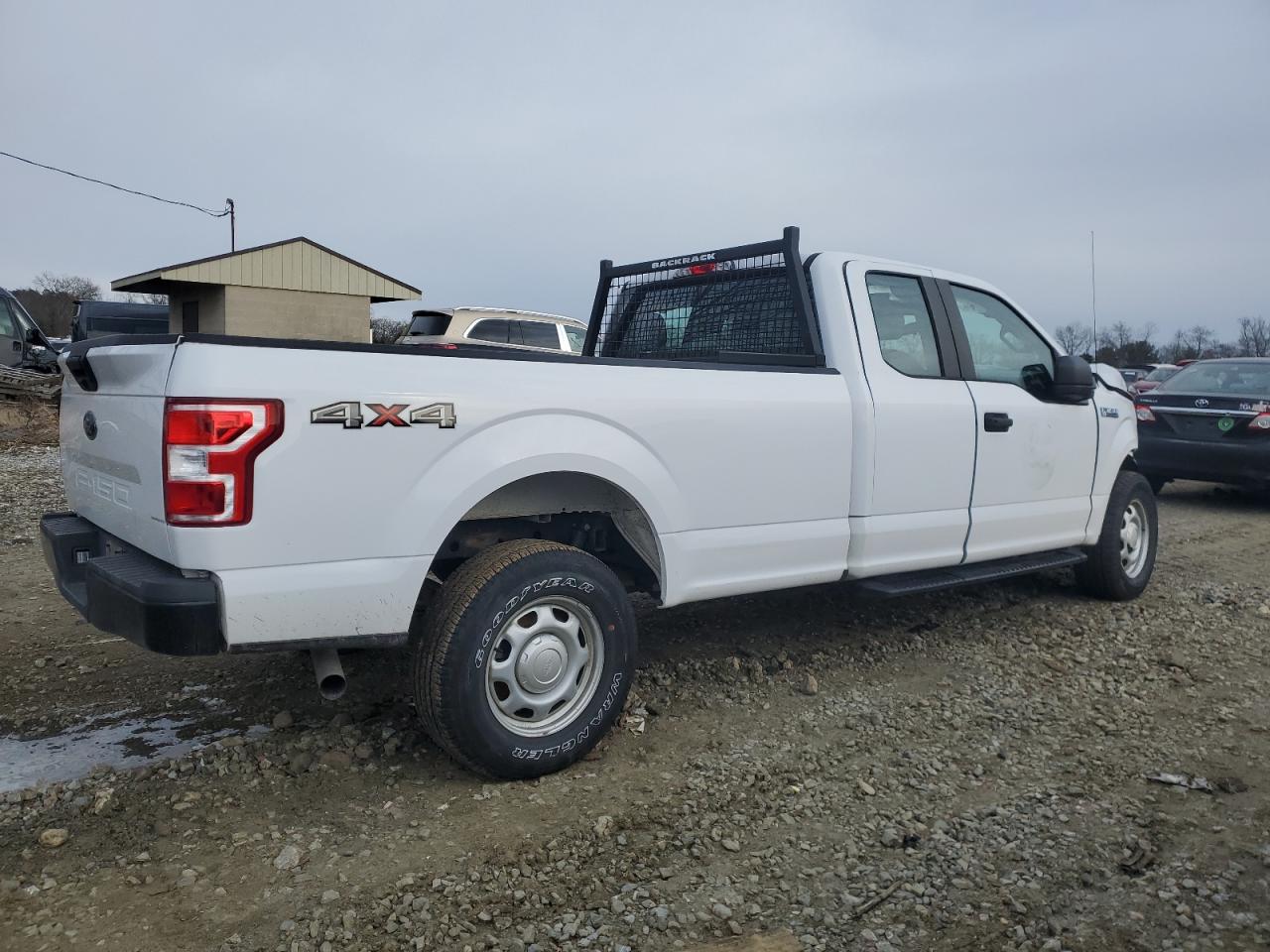 FORD F-150 SUPER CAB