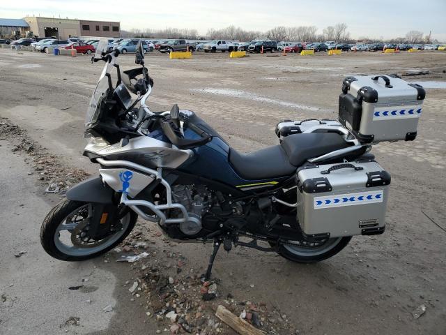 CF MOTO IBEX 800 S 2023 silver  gas LCEPEYL13P6001346 photo #4