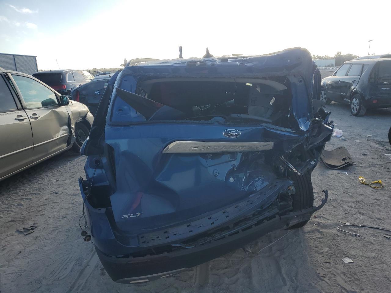 Lot #3132082762 2022 FORD EXPLORER X