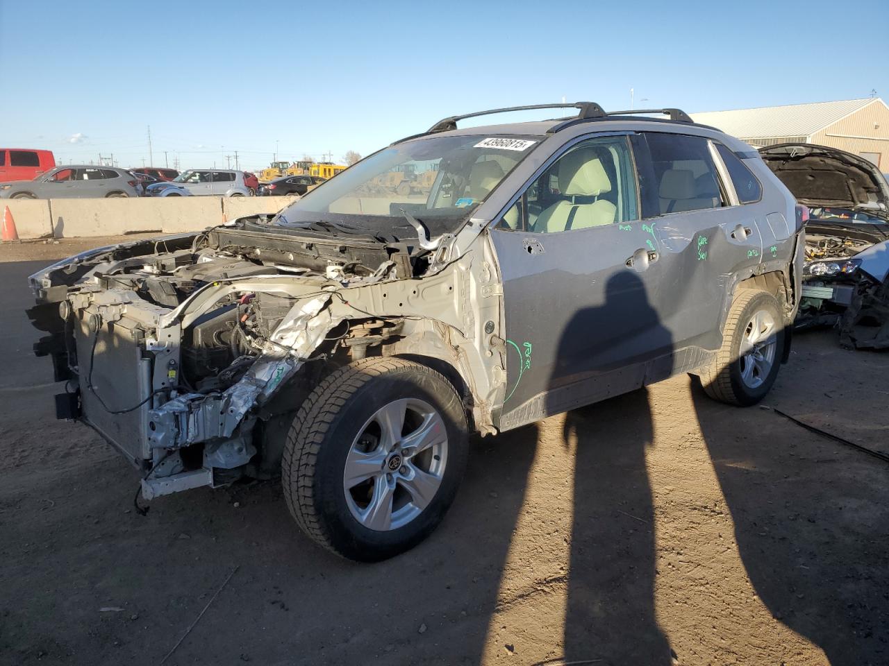 TOYOTA RAV4 XLE