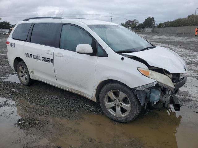 Vin: 5tdkk3dc3es500229, lot: 45375235, toyota all models le 20144