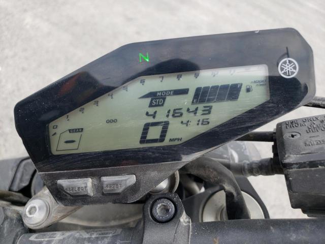 2016 YAMAHA FZ09 JYARN33E1GA011591