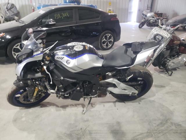 2018 YAMAHA YZFR1M JYARN40E3JA000805