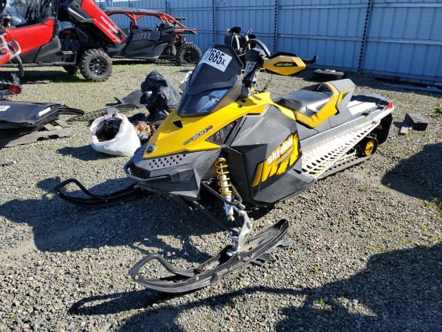 SKI DOO SNOWMOBILE 2009 two tone   2BPSBU9A59V000155 photo #3