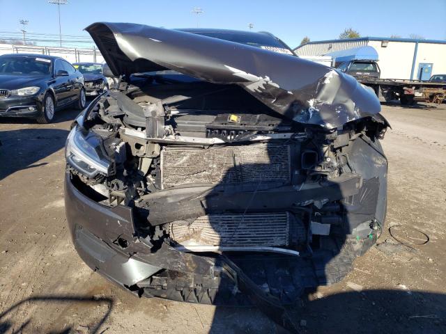 2018 VOLVO XC60 T6 MO YV4A22RK7J1004294