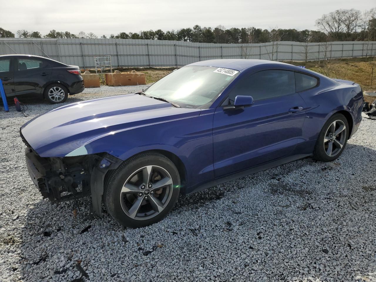 FORD MUSTANG