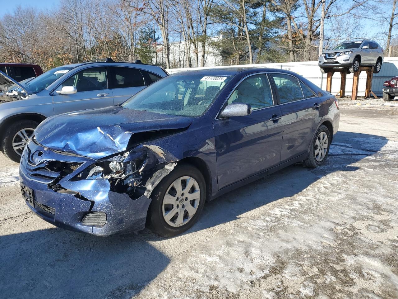 TOYOTA CAMRY BASE