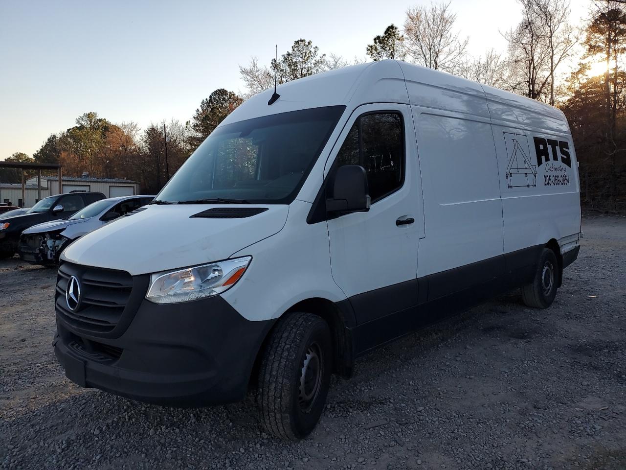 MERCEDES-BENZ SPRINTER 2500