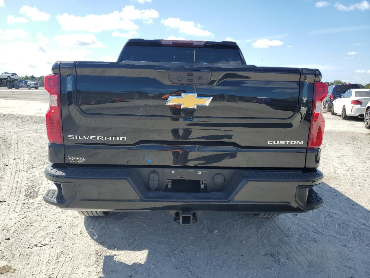 CHEVROLET SILVERADO C1500 CUSTOM