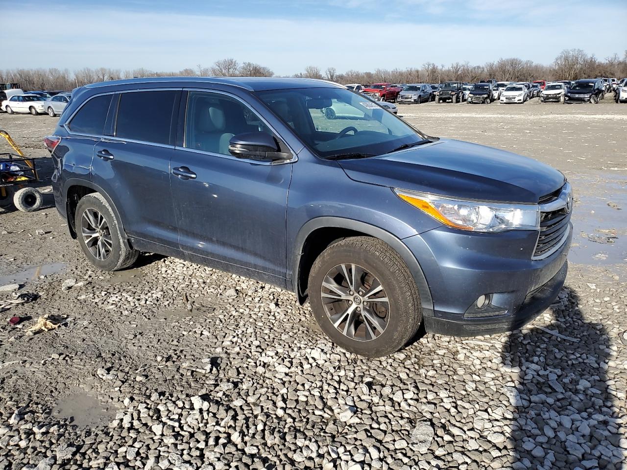 TOYOTA HIGHLANDER XLE